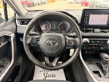 2020 Toyota RAV4 LE AWD : One Owner , No Reported Accidents - Photo 13