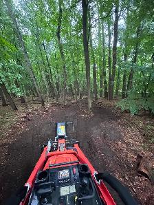 skidsteer with operator - Photo 8