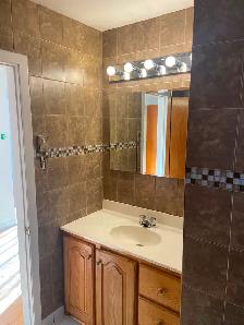 Superbe 5 ½ de 3 chambres offert en location - Photo 3