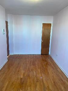 Superbe 5 ½ de 3 chambres offert en location - Photo 8