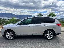 2015 Nissan Pathfinder Platinum – 133k-Mint-7 Passenger