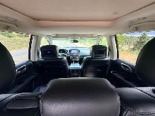 2015 Nissan Pathfinder Platinum – 133k-Mint-7 Passenger - Photo 8