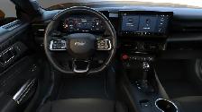 2026 Ford Mustang - Photo 9