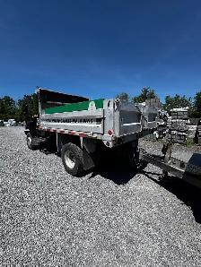 06’ GMC C5500 - Photo 2