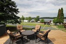 2015, 35' Rockwood 8325SS Couples Trailer - Photo 3