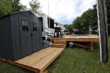 2015, 35' Rockwood 8325SS Couples Trailer - Photo 5