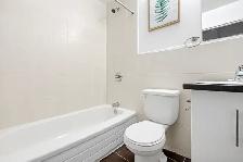 Amazing 1-Bed Unit, Downtown, Fast Internet, AC, Laundry, July1 - Photo 9
