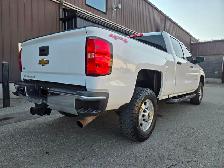 2019 Chevrolet Silverado 2500HD 4X4 / 6.0L / CREW CAB 6 Passager - Photo 11