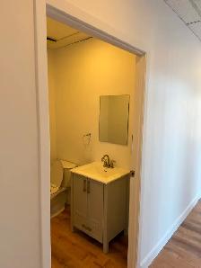 Bureau Rénové / Modern Office – 1566 pi² – 2120 Sherbrooke Est - Photo 5