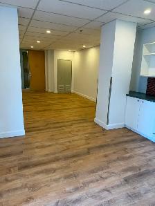 Bureau Rénové / Modern Office – 1566 pi² – 2120 Sherbrooke Est - Photo 10