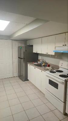 2 bedroom 1 bathroom basement apt near Bristol   Creditview - Photo 4