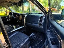 2017 Dodge Ram 1500 4X4 Sport Night Edition  Fully Loaded Low Km - Photo 6