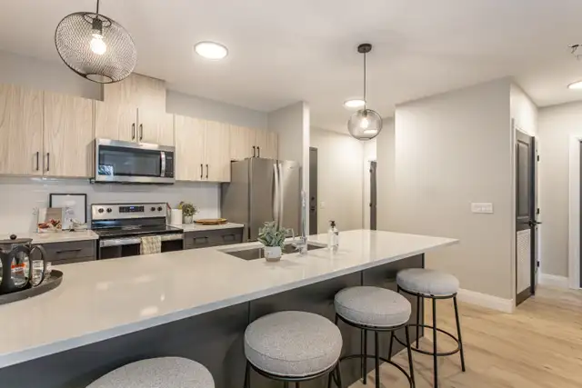 1 ,2 & 3 Bedroom Units Available in North London at Staxlyfe!