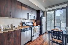 Live Large! Amazing Maple Leaf Square Condo –1 Bedroom FURNISHED - Photo 2