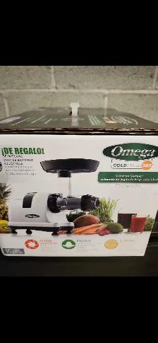 Omega 8007NC silver Juicer - Photo 3