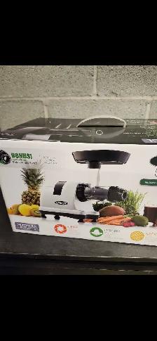Omega 8007NC silver Juicer - Photo 4