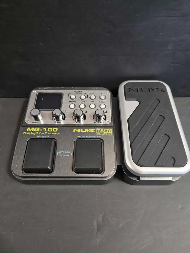 Nux ME-100 Guitar Processor In Box