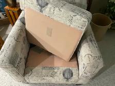 Accent Chairs - Photo 3