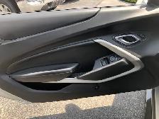 2017 Chevrolet Camaro 1LT no accidents - Photo 15