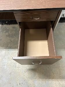 Office Desk - Photo 4