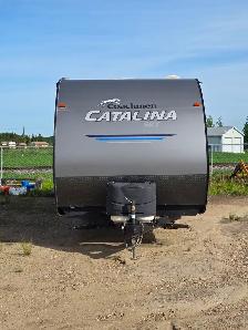 2019 Coachmen Catalina 261BHS - Photo 2
