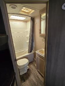 2019 Coachmen Catalina 261BHS - Photo 4