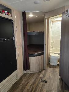 2019 Coachmen Catalina 261BHS - Photo 5