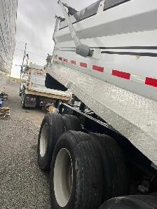 LOOKING FOR CLASS 1 DUMP TRUCK DRIVER - Photo 5