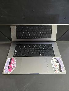 Macbook Pro 16' 2021 With Box and Charger