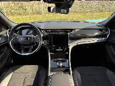2025 Jeep Grand Cherokee - Photo 5