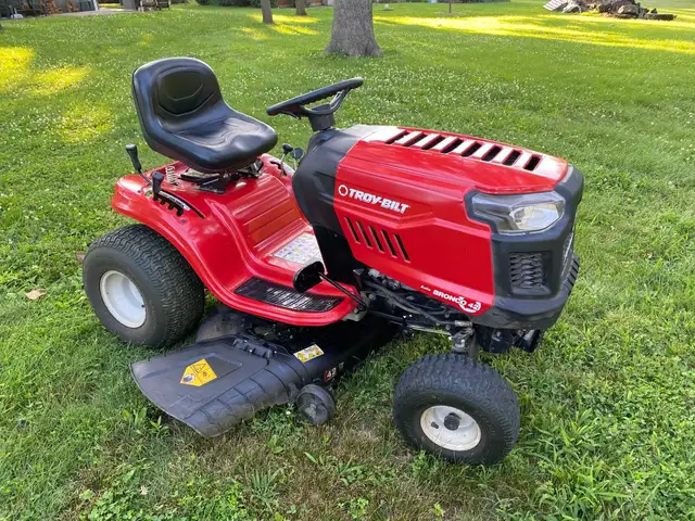 2020 Troy-Built Riding Lawn Mower 42'