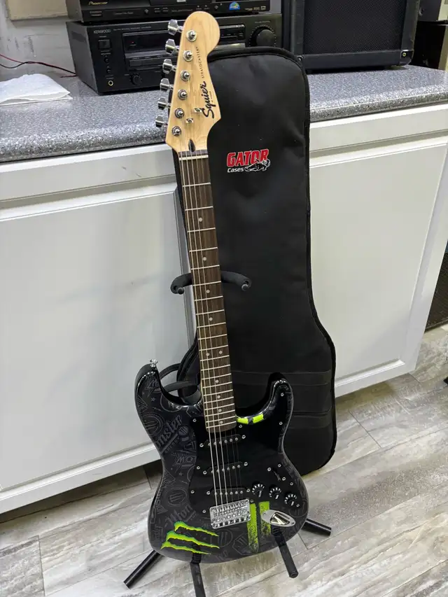 Squier Stratocaster Monster Energy Edition Electric Guitar