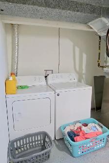 SECORD WOODS Beautiful 2 Bedroom Apartment!! - Photo 13