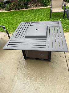 Barbecue Table - Photo 4