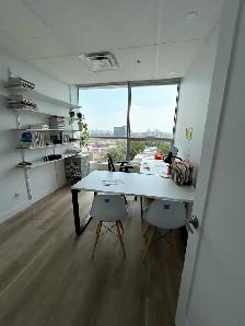 2 MOIS GRATUITS / 2 MONTHS FREE – Bureau Rénové – 1581 pi² Métro - Photo 4