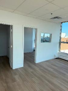 2 MOIS GRATUITS / 2 MONTHS FREE – Bureau Rénové – 1581 pi² Métro - Photo 6