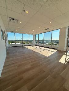 2 MOIS GRATUITS / 2 MONTHS FREE – Bureau Rénové – 1581 pi² Métro - Photo 14