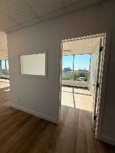 2 MOIS GRATUITS / 2 MONTHS FREE – Bureau Rénové – 1581 pi² Métro - Photo 18