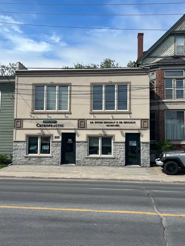 Professional Office/Treatment Rooms for Rent – Downtown Kingston