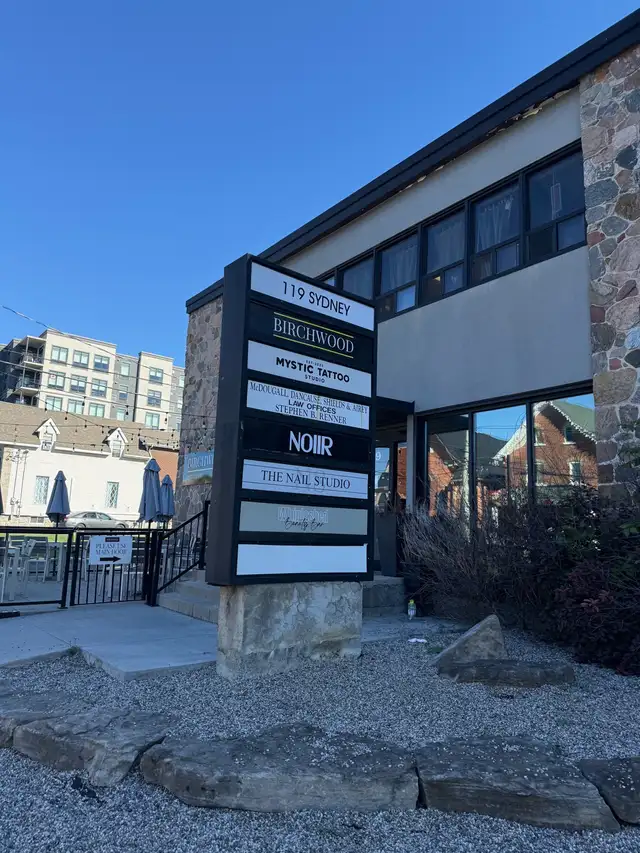 119 Sydney st- commercial space for rent