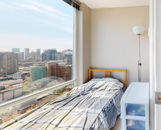 Private Room | Vancouver, BC