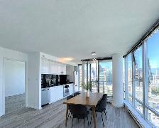 Private Room | Vancouver, BC - Photo 3