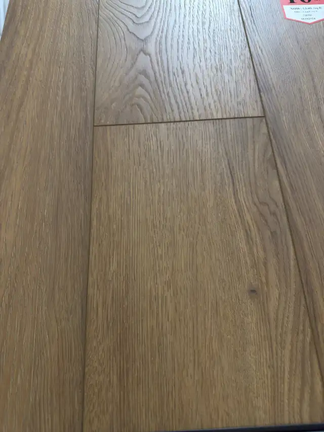 Discover High-Quality Laminate Flooring at Unbeatable Prices!