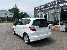 2014 Honda Fit LX • Accident Free Hatchback Bluetooth - Photo 5