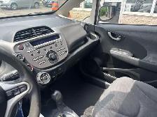 2014 Honda Fit LX • Accident Free Hatchback Bluetooth - Photo 11