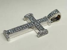 Stunning 18K White gold Diamond Cross Pendant - Photo 5