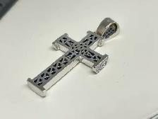 Stunning 18K White gold Diamond Cross Pendant - Photo 7