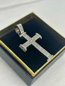 Stunning 18K White gold Diamond Cross Pendant - Photo 10