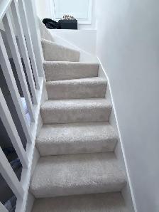 Professional Home Cleaner - Photo 3