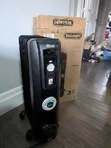 Brand New DeLonghi Oil Filled Space Heater For Sale - Photo 3